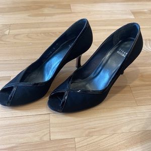 GUC vintage Stuart Weitzman Peep toe peekaboo black fabric/patent leather heels